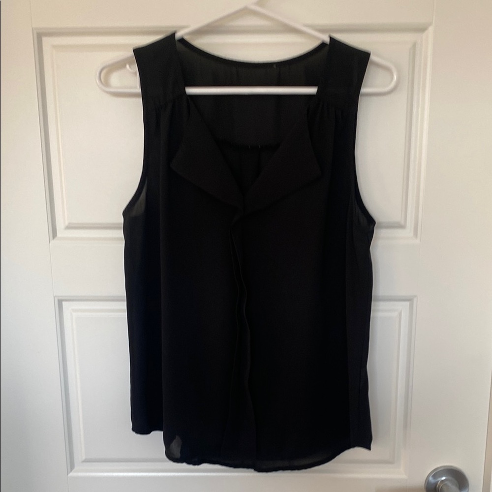 Black Sleeveless Blouse Versatile Top